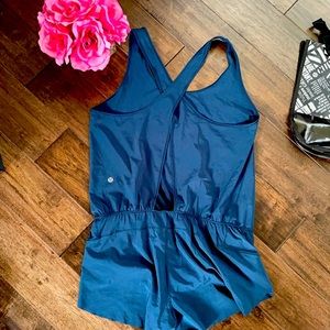 Lululemon size 6-8 Chase me onesie romper